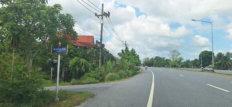 ขาย - บ้านเดี่ยวพร้อมที่ดินท่าเรือ นครศรีธรรมราช, นครศรีธรรมราช