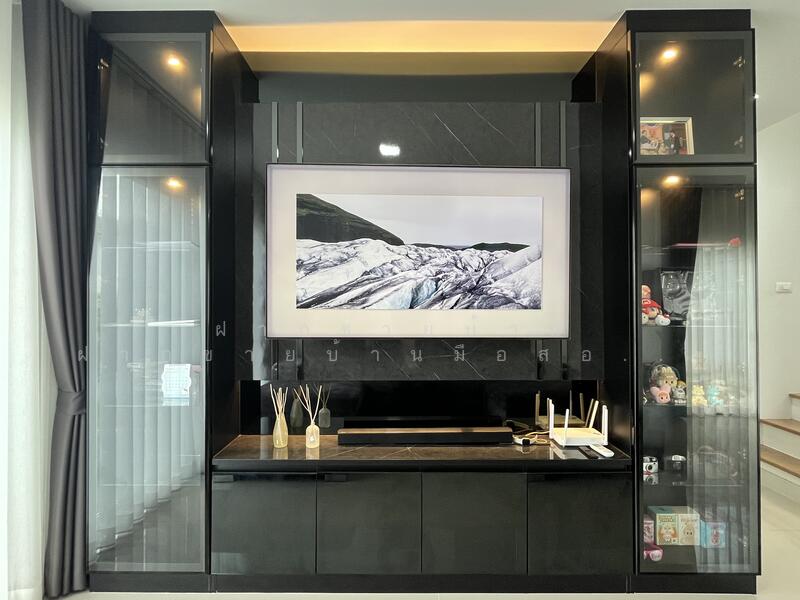 ขาย - พลีโน่ ทาวน์ สุขุมวิท-เทพารักษ์(ซ.จงศิริ)แต่งเป็นล้าน มีหลังเดียวติดถนนเมนใหญ่ใกล้ป้อมยาม, สมุทรปราการ