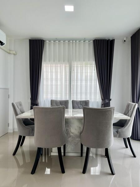 ขาย - พลีโน่ ทาวน์ สุขุมวิท-เทพารักษ์(ซ.จงศิริ)แต่งเป็นล้าน มีหลังเดียวติดถนนเมนใหญ่ใกล้ป้อมยาม, สมุทรปราการ