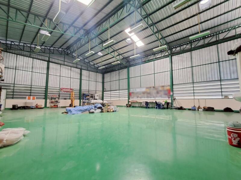 For Sale - โกดังพร้อมที่ดินศรีราชา ชลบุรี, Chon Buri (Pattaya)