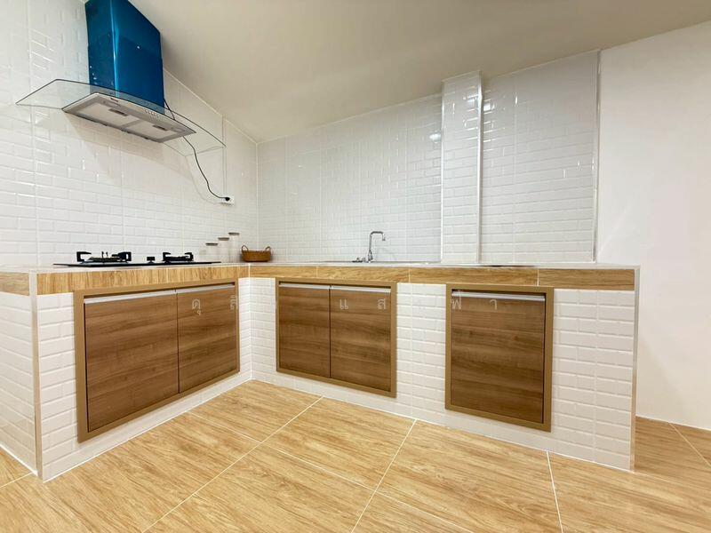 For Sale - ขายทาวน์โฮม แปลงมุม ม.เดอะเซ็นทรัล2 หนองยายบู่ ศรีราชา, Chon Buri (Pattaya)