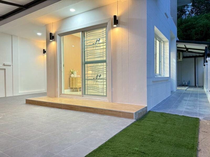 For Sale - ขายทาวน์โฮม แปลงมุม ม.เดอะเซ็นทรัล2 หนองยายบู่ ศรีราชา, Chon Buri (Pattaya)