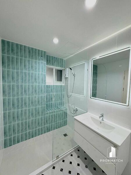 ขาย - Life @ Phahon 18 : ไลฟ์ @ พหล 18, กรุงเทพ