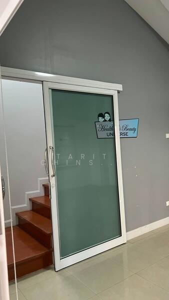 ให้เช่า - ทาวน์เฮ้าส์ 3-ห้องนอน, กรุงเทพ