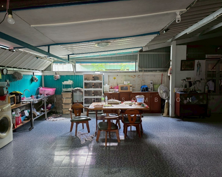 For Sale - 2-BR House, Bangkok