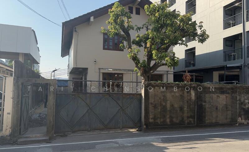 ให้เช่า - บ้าน 6-ห้องนอน, กรุงเทพ