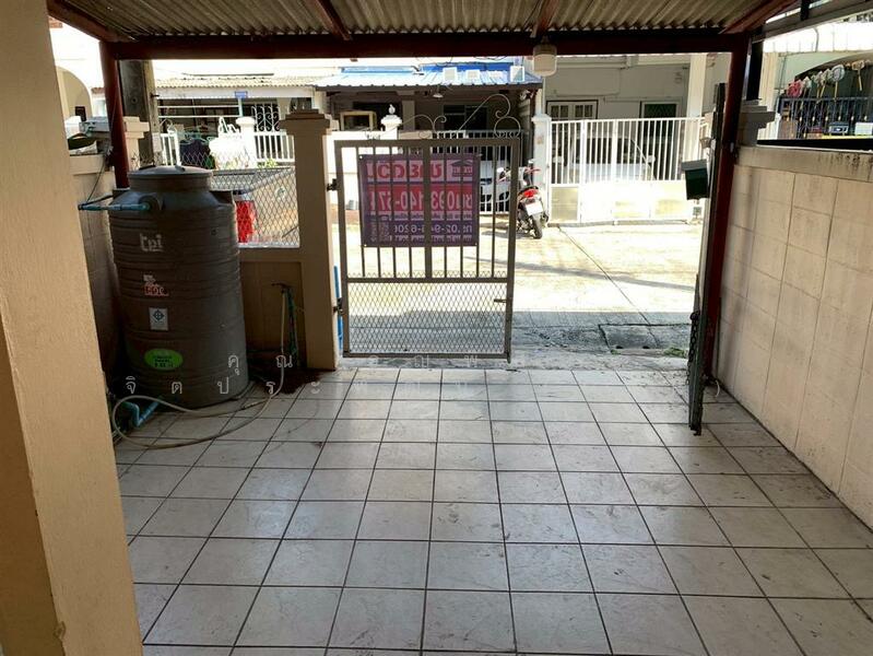 ขาย - ทาวน์เฮ้าส์ 2 ชั้น 16 ตร.ว. ทาวน์เฮ้าส์ ซอยลาดพร้าว41 แยก3, กรุงเทพ