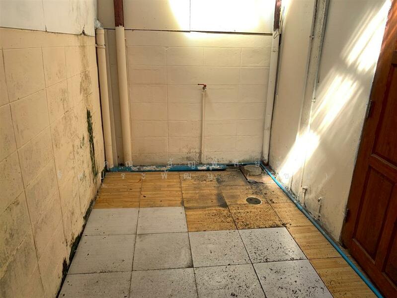 ขาย - ทาวน์เฮ้าส์ 2 ชั้น 16 ตร.ว. ทาวน์เฮ้าส์ ซอยลาดพร้าว41 แยก3, กรุงเทพ