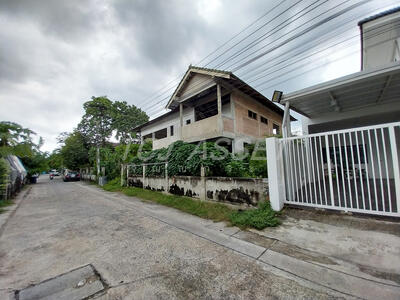 ขาย - บ้านเดี่ยว ม.บัวงาม อ่อนนุช 39 ถ.อ่อนนุช : Bua-ngam Village, Soi Onnuch 39 Detached House, กรุงเทพ