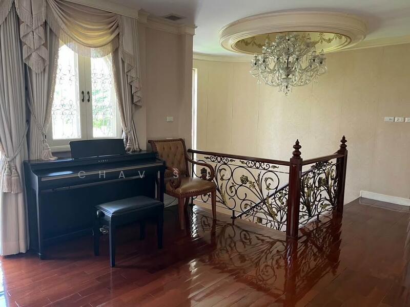 For Sale - 4-BR House, Bangkok