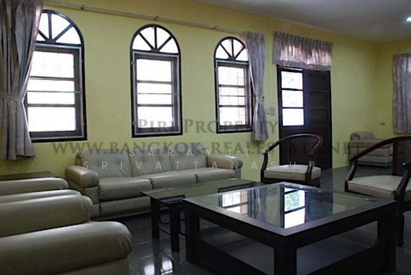 ให้เช่า - บ้าน 2-ห้องนอน, กรุงเทพ