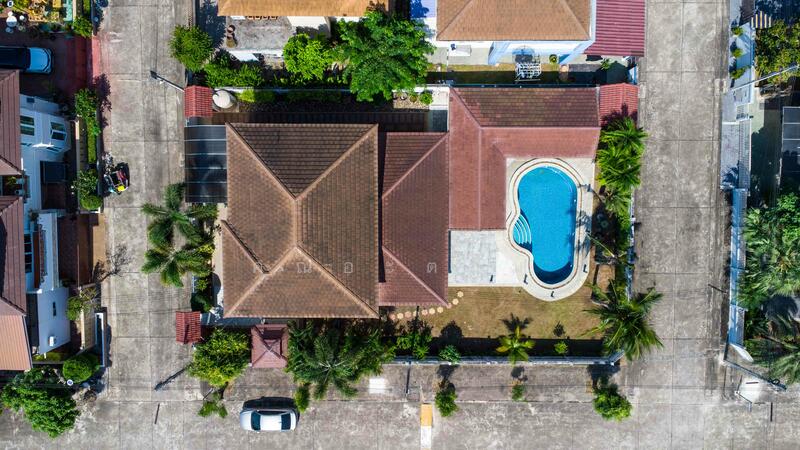 ขาย - ขายบ้านเดี่ยวหลังมุมพื้นที่ใหญ่ 385 ตร.ม. พร้อมสระน้ำ หมู่บ้านคูณสุข 2 ติดถนนสุขุมวิท อยู่เองก็ได้, ชลบุรี