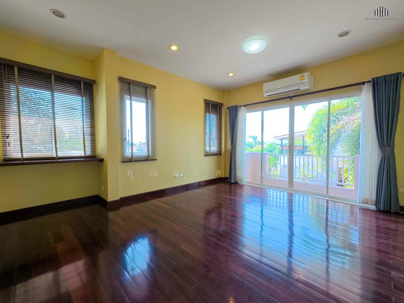 ขาย - ขายบ้านเดี่ยวหลังมุมพื้นที่ใหญ่ 385 ตร.ม. พร้อมสระน้ำ หมู่บ้านคูณสุข 2 ติดถนนสุขุมวิท อยู่เองก็ได้, ชลบุรี