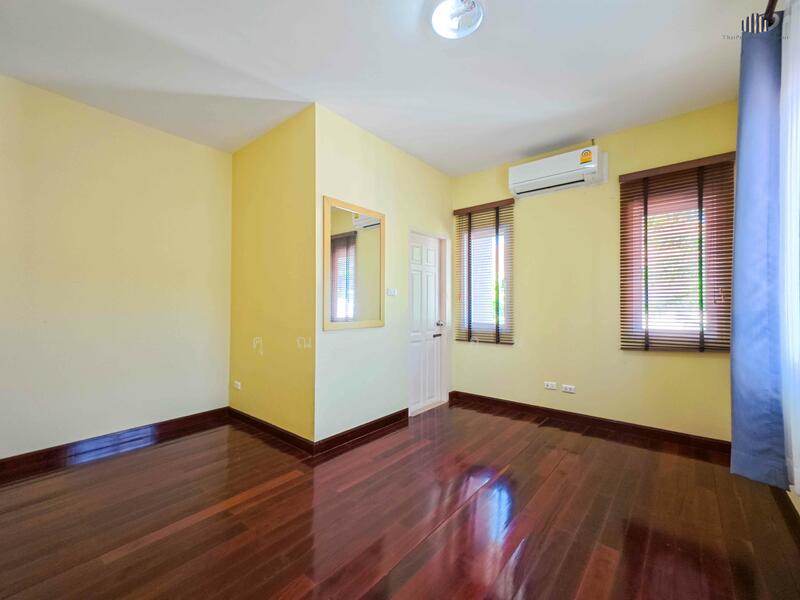 ขาย - ขายบ้านเดี่ยวหลังมุมพื้นที่ใหญ่ 385 ตร.ม. พร้อมสระน้ำ หมู่บ้านคูณสุข 2 ติดถนนสุขุมวิท อยู่เองก็ได้, ชลบุรี