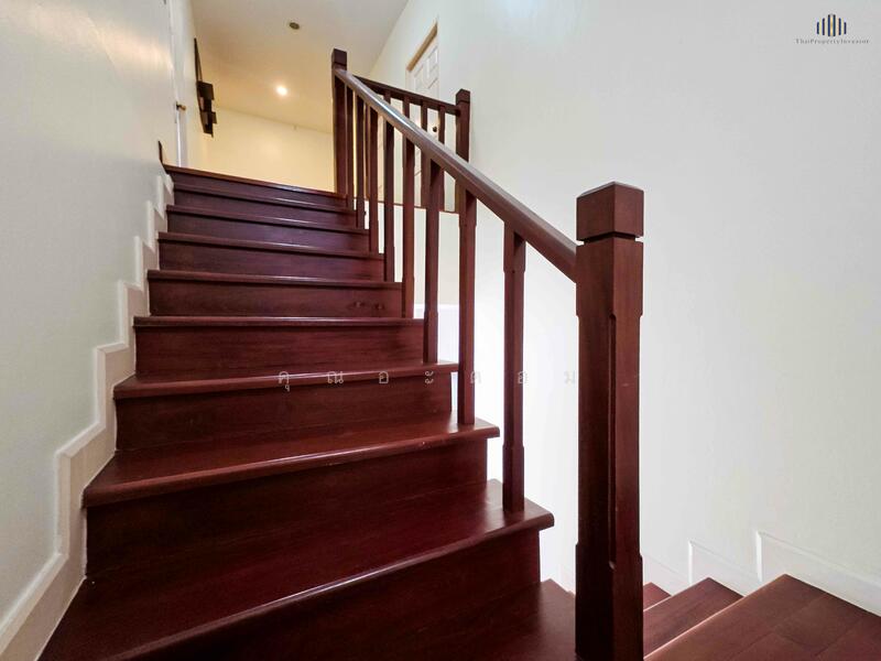 ขาย - ขายบ้านเดี่ยวหลังมุมพื้นที่ใหญ่ 385 ตร.ม. พร้อมสระน้ำ หมู่บ้านคูณสุข 2 ติดถนนสุขุมวิท อยู่เองก็ได้, ชลบุรี