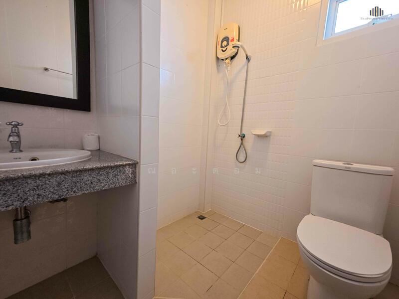 ขาย - ขายบ้านเดี่ยวหลังมุมพื้นที่ใหญ่ 385 ตร.ม. พร้อมสระน้ำ หมู่บ้านคูณสุข 2 ติดถนนสุขุมวิท อยู่เองก็ได้, ชลบุรี