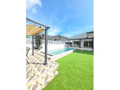 ขาย - แยกเจ - สัตหีบ ตำบลสัตหีบ อำเภอสัตหีบ จังหวัดชลบุรี, ชลบุรี