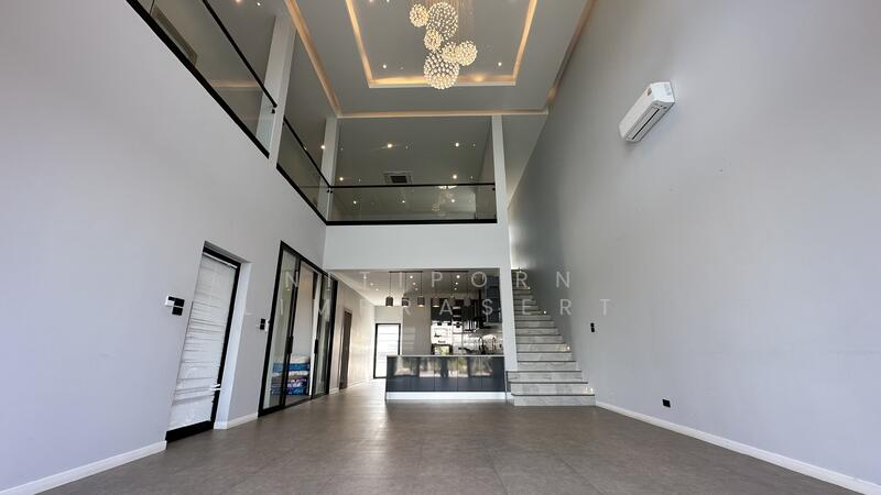 โถงสูง Double Volume 7 ม.