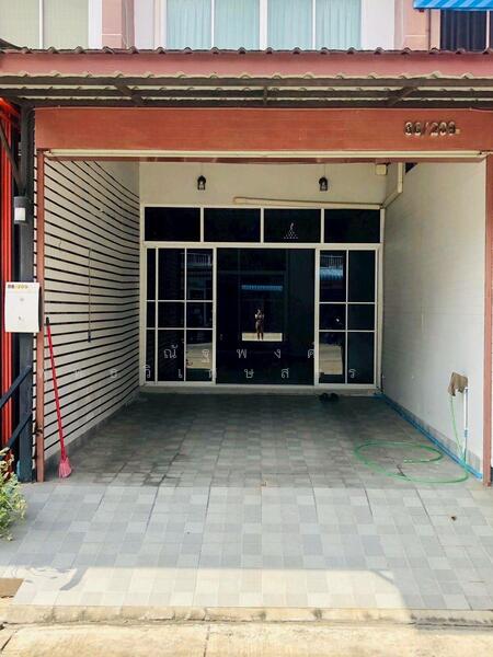 For Sale - ขายทำเลค้าขายอาคารพาณิชย์ 4 ชั้น รีโนเวทสวยโซนมั่งมีนคร-คลองหลวง เหมาะทำคาเฟ่/HomeOffice, Pathum Thani