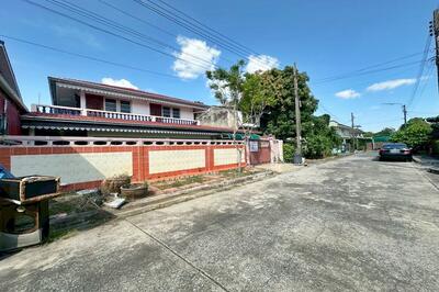 ขาย - หมู่บ้านสหกรณ์การเคหะสถาน 4, กรุงเทพ