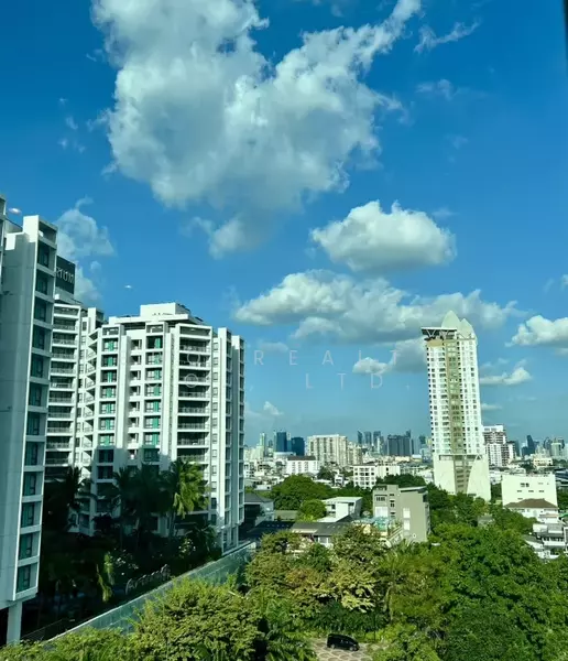 ขาย - ขายคอนโด Fortune Condo Town นราธิวาส 24 ใกล้ BTS ช่องนนทรี BRE26243, กรุงเทพ