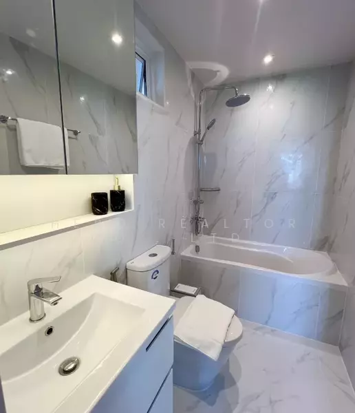 ขาย - ขายคอนโด Fortune Condo Town นราธิวาส 24 ใกล้ BTS ช่องนนทรี BRE26243, กรุงเทพ