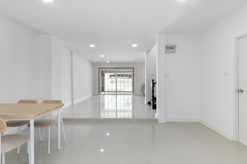 Bua Thong 2 Village, Nonthaburi, 1009 Road, Bang Yai, Bang Yai, Nonthaburi, 3 Bedrooms, 150 sqm, Semi-Detached House (Twin House) For Sale, by NTBHOME, 500061525 - DDproperty.com