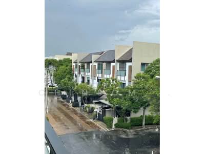 ขาย - ทาวน์เฮ้าส์ 3-ห้องนอน, กรุงเทพ