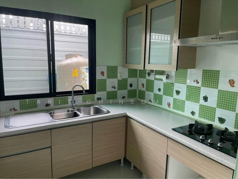 For Sale - 3-BR Townhouse, Bangkok