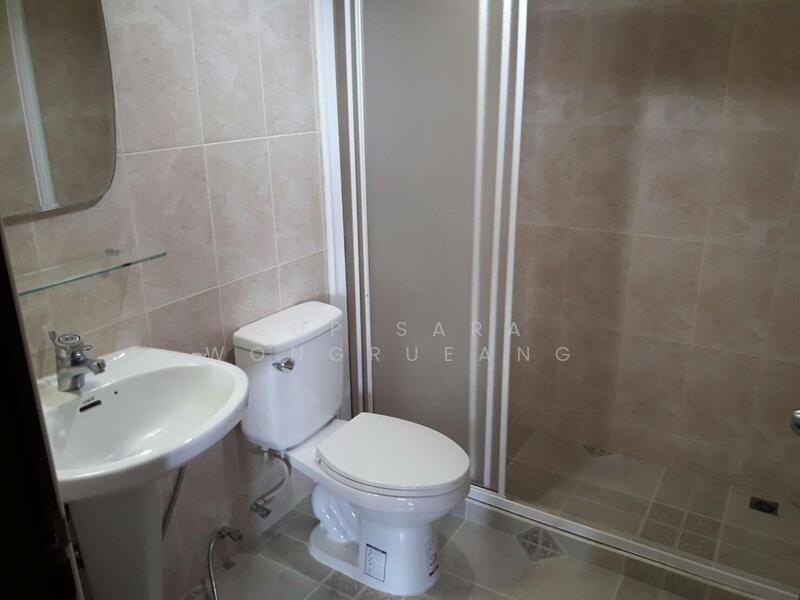 ให้เช่า - Royal Castle Sukhumvit : รอยัล คาสเซอร์ สุขุมวิท, กรุงเทพ