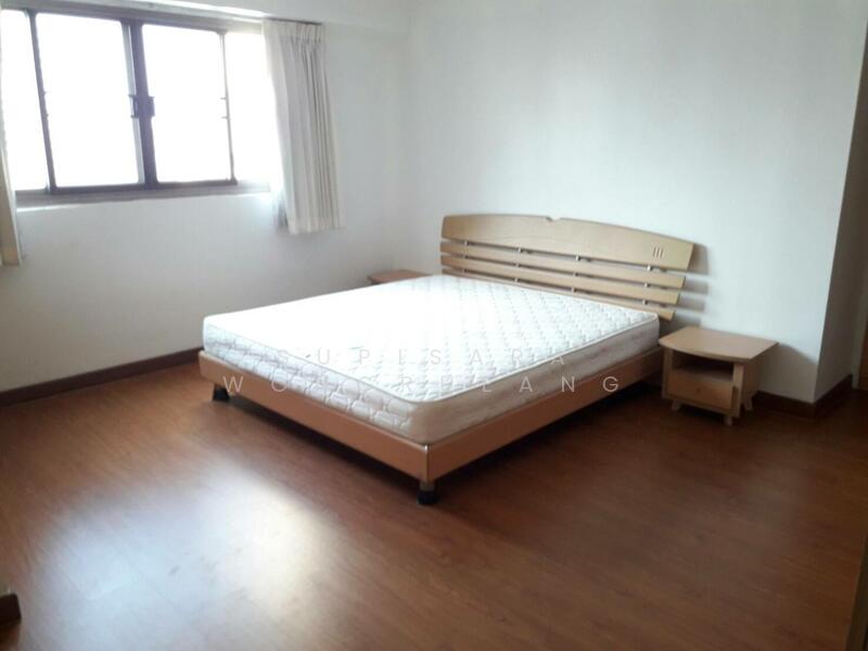 ให้เช่า - Royal Castle Sukhumvit : รอยัล คาสเซอร์ สุขุมวิท, กรุงเทพ