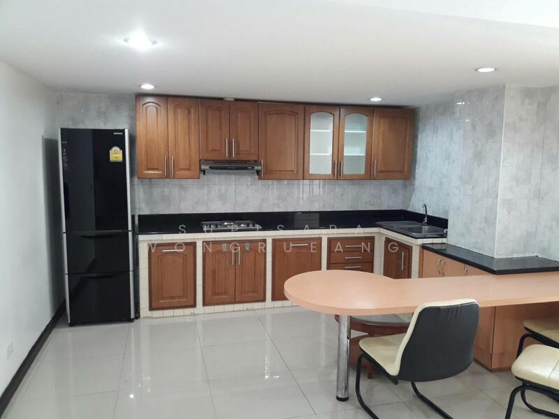 ให้เช่า - Royal Castle Sukhumvit : รอยัล คาสเซอร์ สุขุมวิท, กรุงเทพ