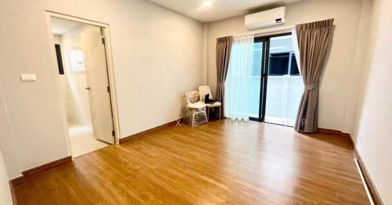 Centro Bangna, Samut Prakan, 111 Soi 3, Bang Kaeo, Bang Plee, Samut Prakan, 4 Bedrooms, 280 sqm, Single Detached House For Rent, by The Luxe Group, 500062192 - DDproperty.com