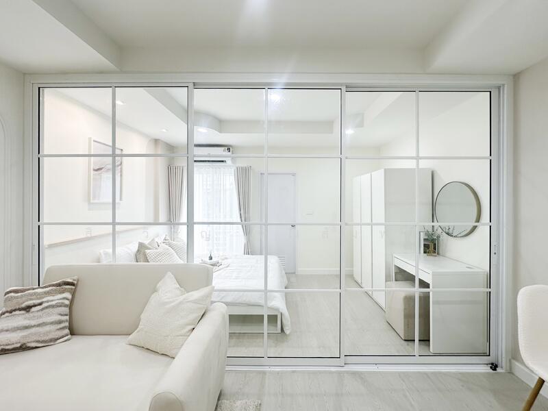 ขาย - J.W. Suite : เจ.ดับบลิว. สวีท คอนโดมิเนียม, กรุงเทพ