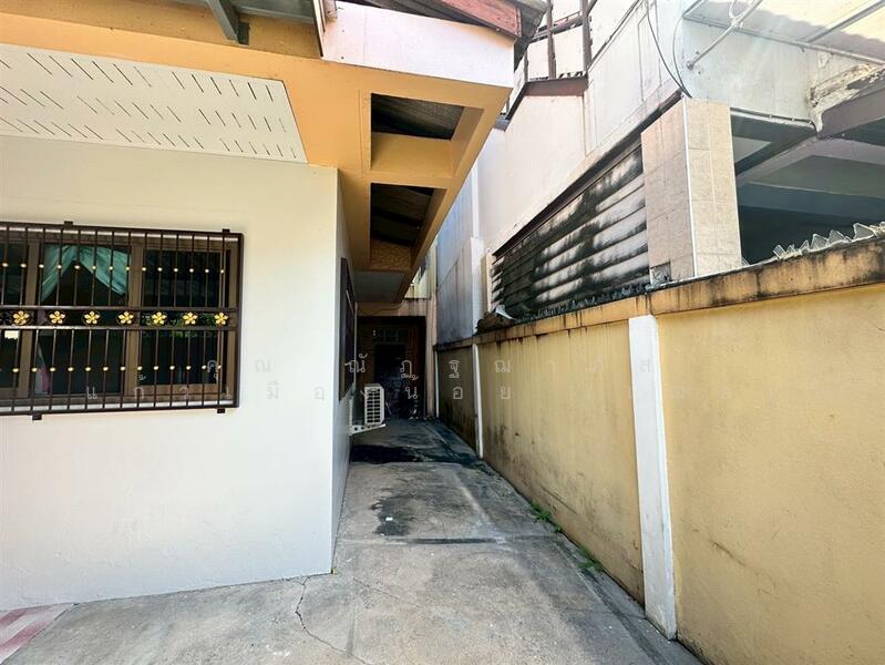 For Sale - บ้านเดี่ยว 2 ชั้น 43.3 ตร.ว. บ้านเดี่ยว ซอยบรมราชชนนี51, Bangkok