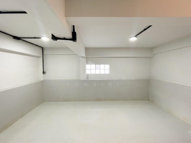 For Rent - ทาวน์เฮ้าส์ให้เช่าเดือนละ 20,000 บาท ใกล้เซ็นทรัลแอร์พอร์ตเพียง 10 นาที No.9H989, Chiang Mai