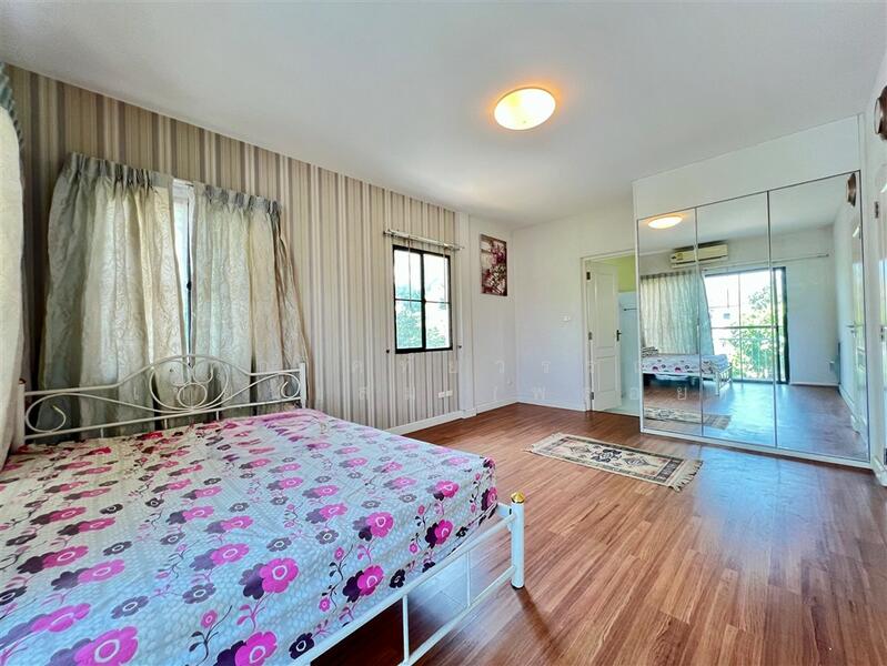 Mantana Lake Watcharapol, Bangkok, Sukhaphiban 5 Road, O-Ngoen, Sai Mai, Bangkok, 3 Bedrooms, 300 sqm, Single Detached House For Sale, by คุณ คทัยวรรณ เทียนเสม (พลอย), 500062604 - DDproperty.com