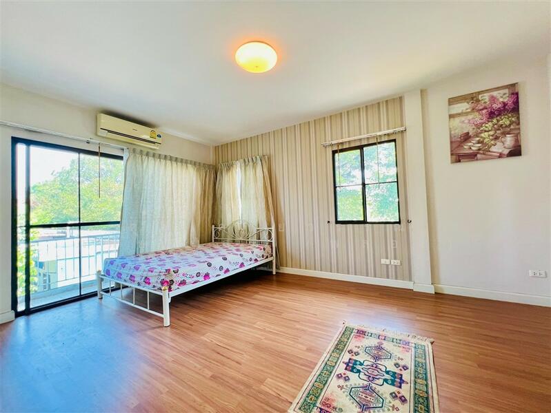 Mantana Lake Watcharapol, Bangkok, Sukhaphiban 5 Road, O-Ngoen, Sai Mai, Bangkok, 3 Bedrooms, 300 sqm, Single Detached House For Sale, by คุณ คทัยวรรณ เทียนเสม (พลอย), 500062604 - DDproperty.com