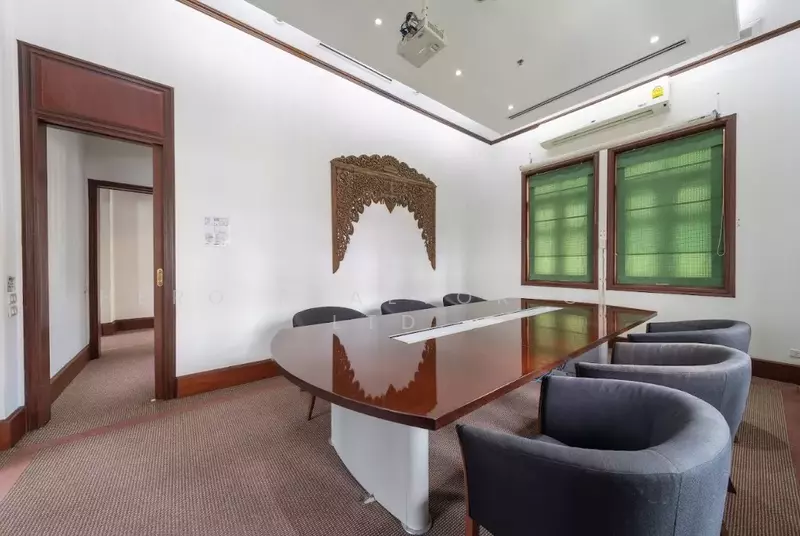 ให้เช่า - ให้เช่า บ้านเรือนไทยโบราณ (สมัยรัชกาลที่ 2) ทำเลสาทร ใกล้ BTS เซนต์หลุยส์ BRE26213, กรุงเทพ