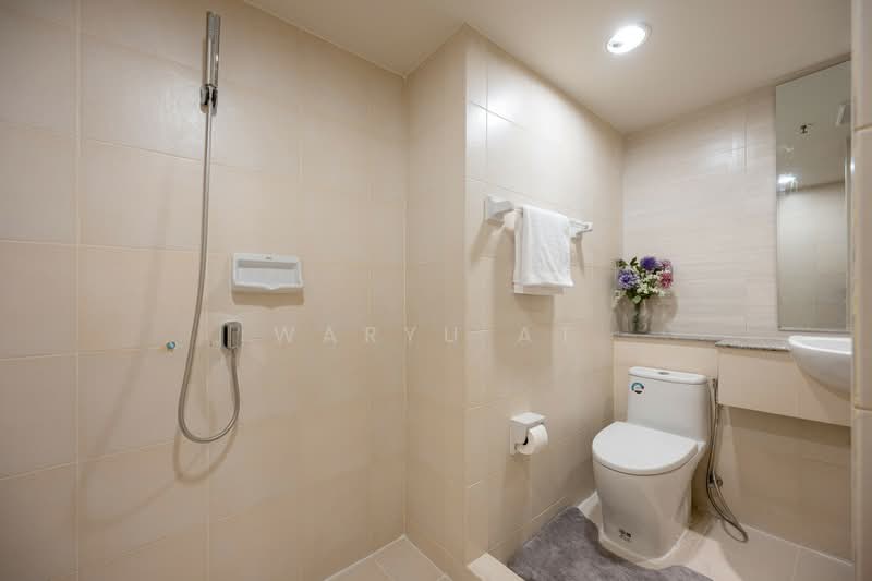 Resorta Yen-Akat, Bangkok, 270 87 Soi Amon, Chong Nonsi, Yan Nawa, Bangkok, 3 Bedrooms, 90 sqm, Condo For Sale, by Waryu At, 500063021 - DDproperty.com
