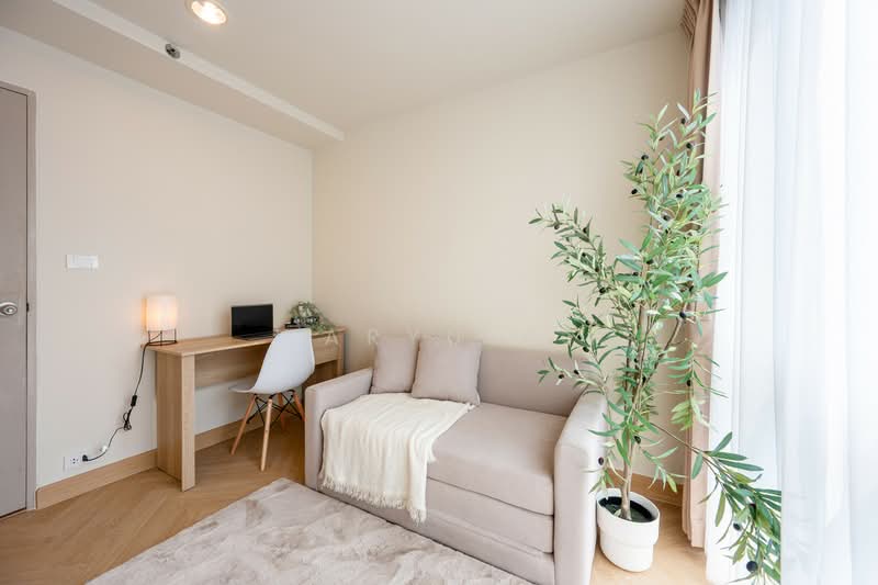 Resorta Yen-Akat, Bangkok, 270 87 Soi Amon, Chong Nonsi, Yan Nawa, Bangkok, 3 Bedrooms, 90 sqm, Condo For Sale, by Waryu At, 500063021 - DDproperty.com