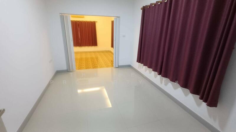 For Sale - อาคารพาณิชย์เพ ระยอง, Rayong