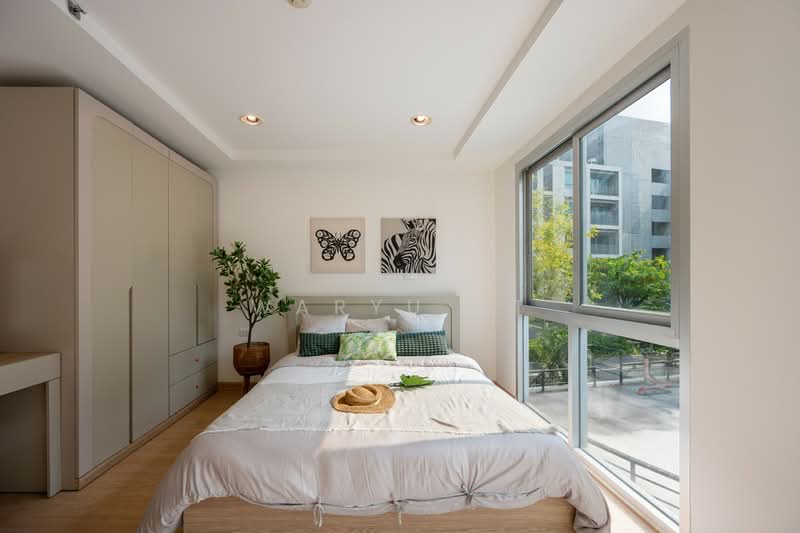 Resorta Yen-Akat, Bangkok, 270 87 Soi Amon, Chong Nonsi, Yan Nawa, Bangkok, 3 Bedrooms, 90 sqm, Condo For Sale, by Waryu At, 500063046 - DDproperty.com