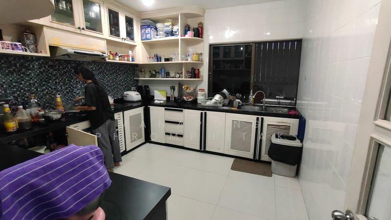 ขาย - บ้าน 4-ห้องนอน, กรุงเทพ