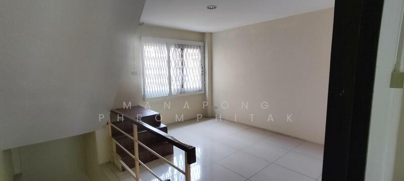 For Sale - 4-BR Townhouse, Bangkok