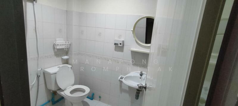 For Sale - 4-BR Townhouse, Bangkok