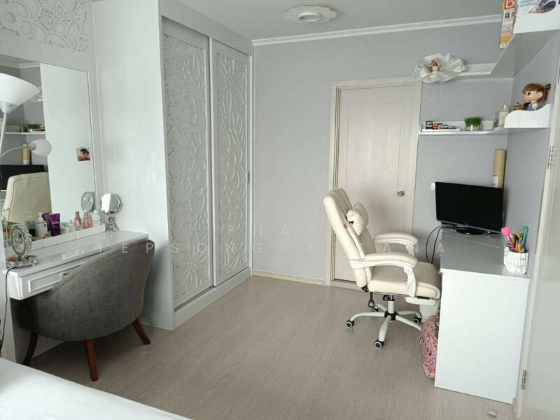 For Sale - Chapter One Shine Bangpo, Bangkok