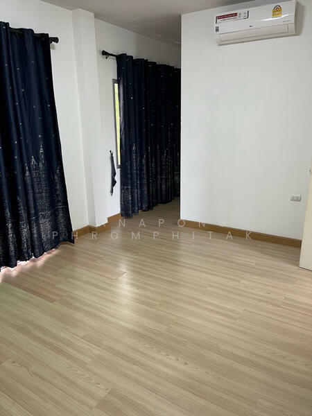 For Sale - 3-BR House, Bangkok