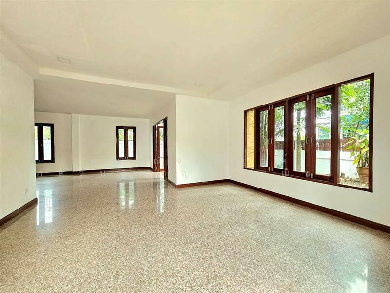 บ้านพึงใจ หทัยราษฎร์ 33/1 ( Baan Peungjai Hathairat 33/1 ), Bangkok, Bang Chun, Khlong Sam Wa, Bangkok, 3 Bedrooms, 360 sqm, Single Detached House For Sale, by คุณ ณัจภสิญาค์ ศุภควัษฐ์กาญกุล (ณิชชา), 500063216 - DDproperty.com