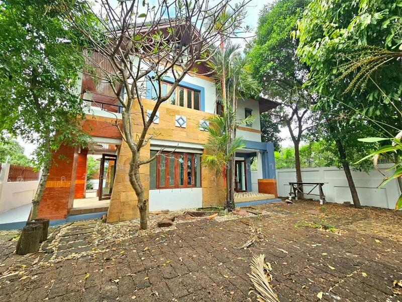 บ้านพึงใจ หทัยราษฎร์ 33/1 ( Baan Peungjai Hathairat 33/1 ), Bangkok, Bang Chun, Khlong Sam Wa, Bangkok, 3 Bedrooms, 360 sqm, Single Detached House For Sale, by คุณ ณัจภสิญาค์ ศุภควัษฐ์กาญกุล (ณิชชา), 500063216 - DDproperty.com
